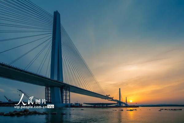南京新地标五桥即将合龙